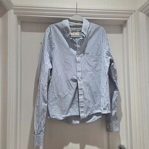 Lulu-B Men's Blue and White Striped Button-Up Dress Shirt